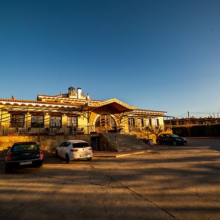 רוביילוס דה מורה Hotel De Montana Rubielos מראה חיצוני תמונה