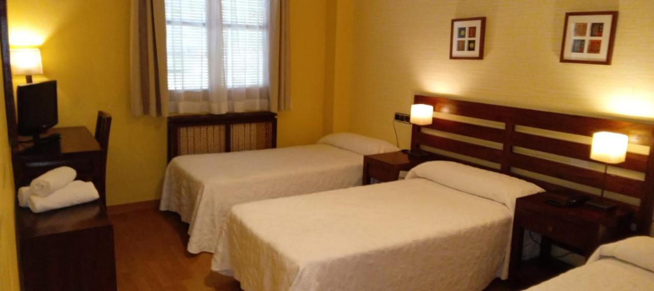 רוביילוס דה מורה Hotel De Montana Rubielos מראה חיצוני תמונה